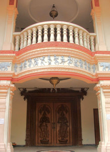 side entrance