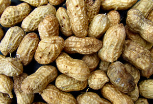 unshelled peanuts3