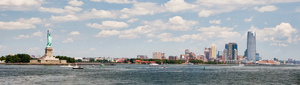 Manhattan, NY: A panorama made with 3 pictures, posted on low resolution for web use.