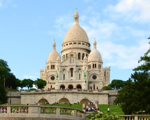 Sacre Coeur de Montmartre: This is Sacre Coeur de Montmartre church, one of the most beautiful Christian churches in the world, not only in France.The file prepared to be a computer desctop wallpaper. Any comments are wellcome.