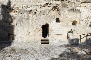 The Garden Tomb, Jerusalem: The Garden Tomb, close to Golgotha, Jerusalem, Israel. Probable site of the burial and resurrection of Jesus Christ. Photography at this site was freely permitted.